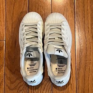 NWOT women’s adidas superstar sneaker size 6.5